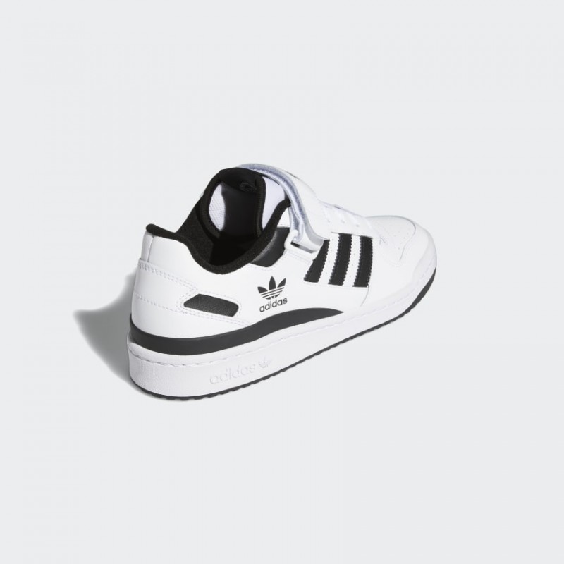 حذاء فوروم لو من اديداس للرجال حذاء رياضي لون أبيض adidas FORUM LOW Shoes