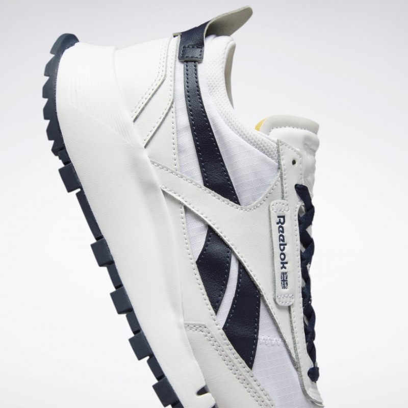 حذاء ريبوك كلاسيد ليذر ليجانسي لون أبيض- Reebok Classic Leather Legacy Shoes - White