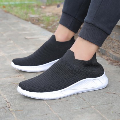 حذاء سبورت شبابي AD