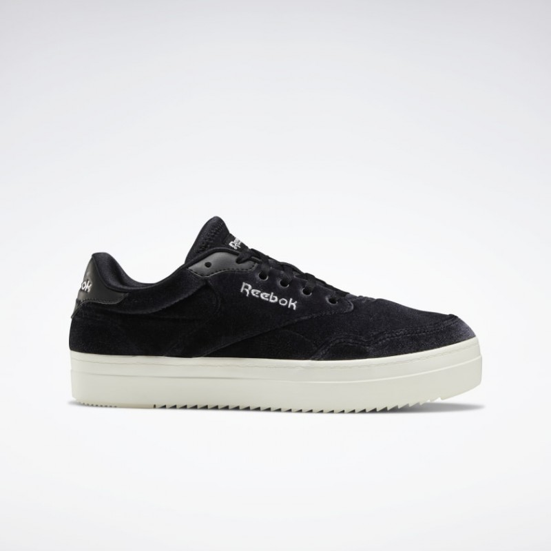 حذاء ريبوك رويال تيك للنساء لون أسود - Reebok Women's Royal Techque Shoes