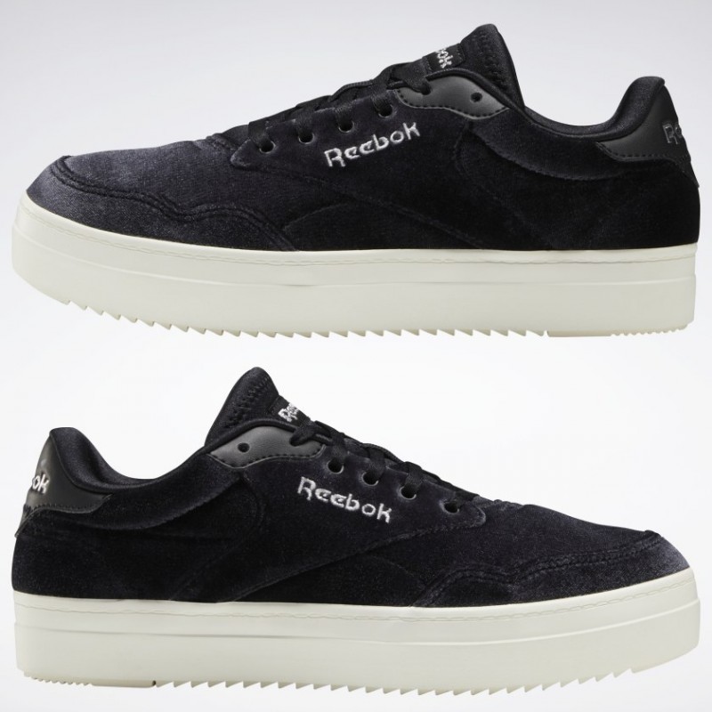 حذاء ريبوك رويال تيك للنساء لون أسود - Reebok Women's Royal Techque Shoes