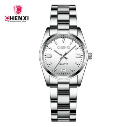 ساعة يد شبابية