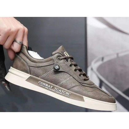 حذاء سبورت شبابي AD