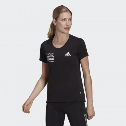 تيشيرت مع شعار الماركة نص كم من اديداس بلوزه رياضية للنساء لون أسود Adidas Signature Women T-shirt TEE