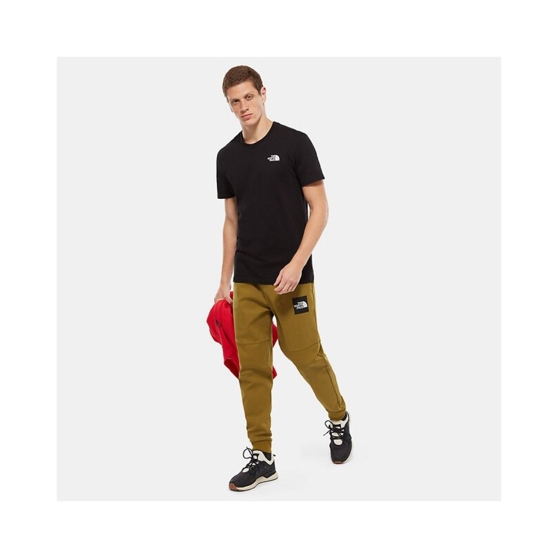 The North Face Men's Simple Dome T-Shirt - تيشيرت ذا نورث فيس سيمبل دوم للرجال لون أسود