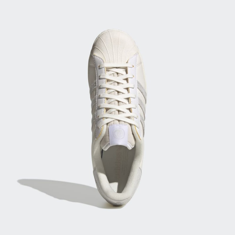 حذاء سوبر ستار فيجان من اديداس للرجال حذاء رياضي للرجال لون أبيض adidas SUPERSTAR VEGAN Shoes