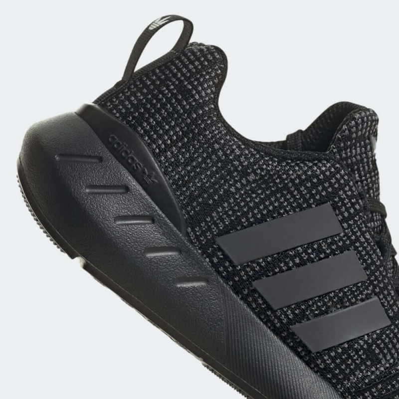 adidas Kids' Swift 22 Shoes – Black - حذاء اديداس سويفت 22 للأطفال لون أسود