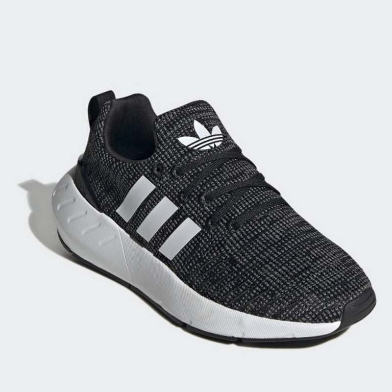 حذاء سويفت رن 22 من اديداس حذاء رياضي للجنسين لون أسود adidas SWIFT RUN 22 Shoes