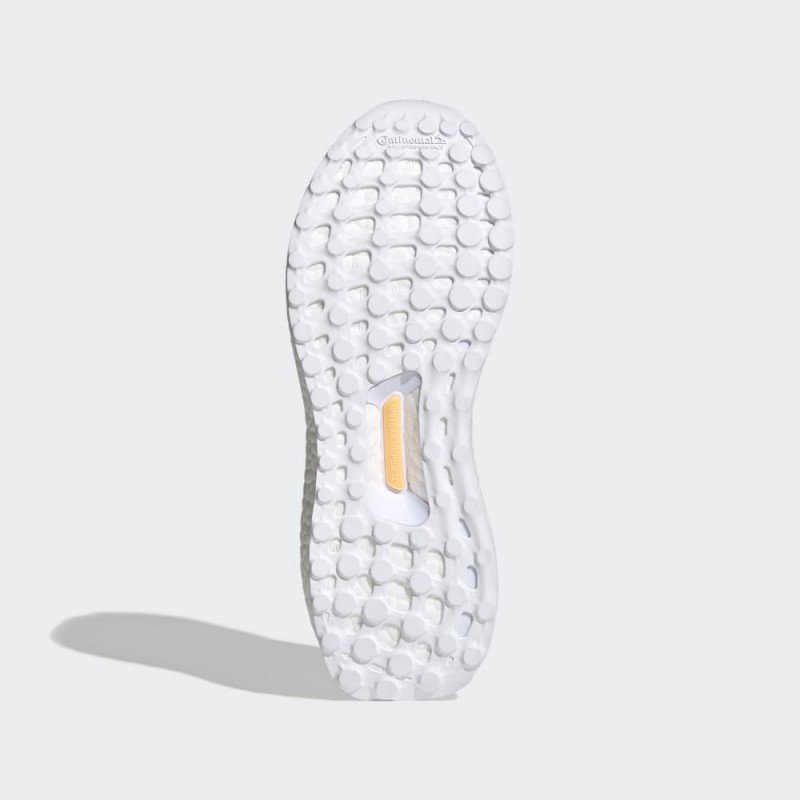adidas Womens' Ultraboost Slip-On DNA Shoes - White- حذاء اديداس ألترا بوست سليب أون دي ان ايه للنساء لون أبيض