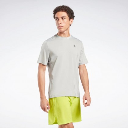 Reebok ACTIVCHILL Athlete T-Shirt تيشيرت اكتيف شيل سكني للرجال