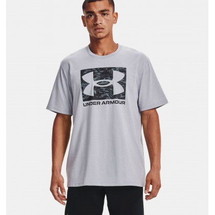 Under Armour Men's ABC Camo Boxed Logo Short Sleeve T-Shirt || تيشيرت أندر آرمر كامو بوكسد لوجو بأكمام قصيرة للرجال لون رمادي