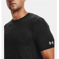 Under Armour Men's Seamless Wordmark Short Sleeve T-Shirt || تيشيرت أندر آرمر سيملس ورلد مارك بأكمام قصيرة للرجال لون أسود