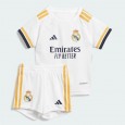 adidas Kids  Real Madrid 23/24 Home Kit Set- White  طقم اديداس ريال مدريد تيشيرت وشورت للأطفال