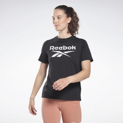 Reebok Women Leather Identity Big Logo Tee- تيشيرت ريبوك للنساء لون أسود