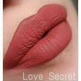 أحمر شفاه سائل مات من فارمسي درجة 09 لوف سيكريت روز حجم 4مل- Farmasi Mat Ruj - Matte Liquid Lipstick No 09 Love Secret 4 ml