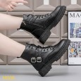 حذاء فاشن كاجوال رقبة عالية بسحاب للنساء لون أسود- Fashion Women's Casual high Shoes