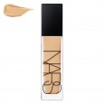 كريم أساس ناتشورال راديانت من نارس درجة (6607) حجم 30مل- Natural Radiant Longwear Foundation Deauville By NARS (6607) 30ML