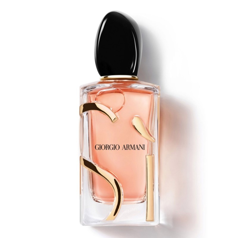 استكشاف عطر جديد: تجربة عطر XXX