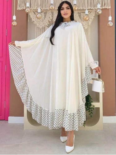 عباية فراشة حجم واحد للنساء لون أبيض