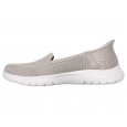 حذاء سكيتشرز سليب انس: أون ذا جو فليكس للنساء لون بيج ونعل أبيض- Skechers Women's Slip-ins: On-the-GO Flex - Serene Shoes