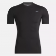 تيشيرت ريبوك لوجو ديتيل للرجال لون أسود- Reebok Men' Logo-Detail Compression T-Shirt