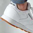 Reebok Unisex Classic Leather Shoes - حذاء ريبوك كلاسيك جلد للجنسين لون أبيض