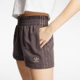 adidas Womens' Shorts - Brown- شورت اديداس ثلاث خطوط للنساء لون بني