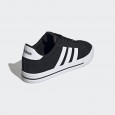 adidas Unisex Daily 4.0 Shoes - Black- حذاء اديداس ديلي 4.0 للجنسين لون أسود ونعل أبيض