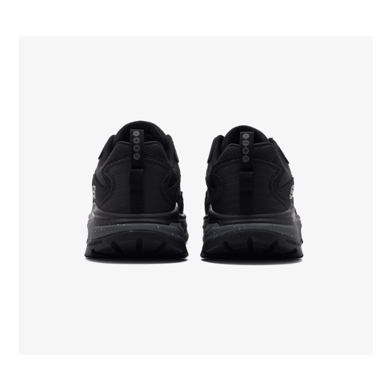 Skechers Men's Relaxed Fit: D'Lux Journey Shoes - حذاء سكيتشرز ريلاكس فيت:دي لوكس جورني للرجال لون أسود