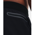 Under Armour Men's Unstoppable Tapered Pants - بنطلون أندر آرمر انستوببال تيبرد للرجال لون أسود