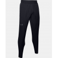 Under Armour Men's Unstoppable Tapered Pants - بنطلون أندر آرمر انستوببال تيبرد للرجال لون أسود