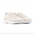 Reebok Womens' Classic Leather SP Shoes - حذاء ريبوك كلاسيك اس بي للنساء لون بيج