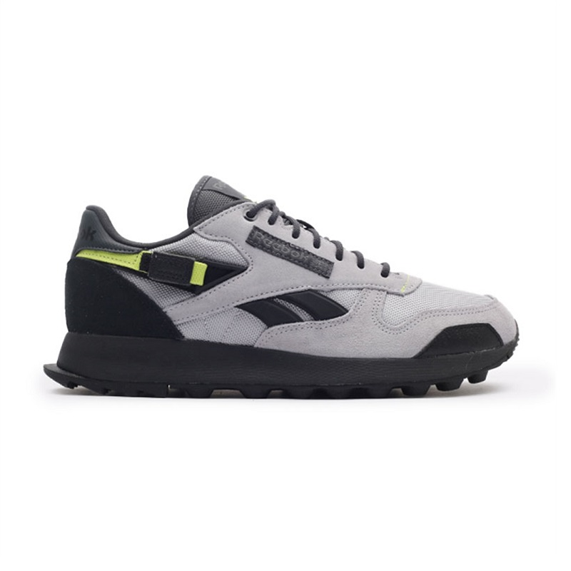 Reebok Mens' Classic Leather Shoes - حذاء ريبوك كلاسيك ليذر للرجال لون أسود ورمادي