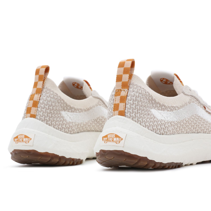 حذاء فانز ألترا رينج في ار 3 للرجال لون بيج- Vans Unisex' UltraRange VR3 Shoes