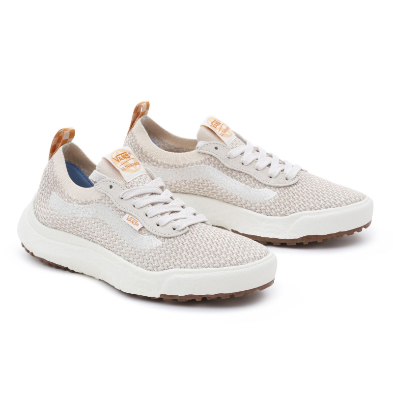 حذاء فانز ألترا رينج في ار 3 للرجال لون بيج- Vans Unisex' UltraRange VR3 Shoes