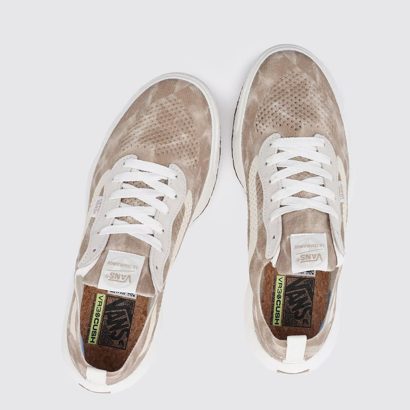 حذاء فانز ألترا رينج في ار 3 للرجال لون بيج فاتج- Vans Unisex' UltraRange VR3 Shoes