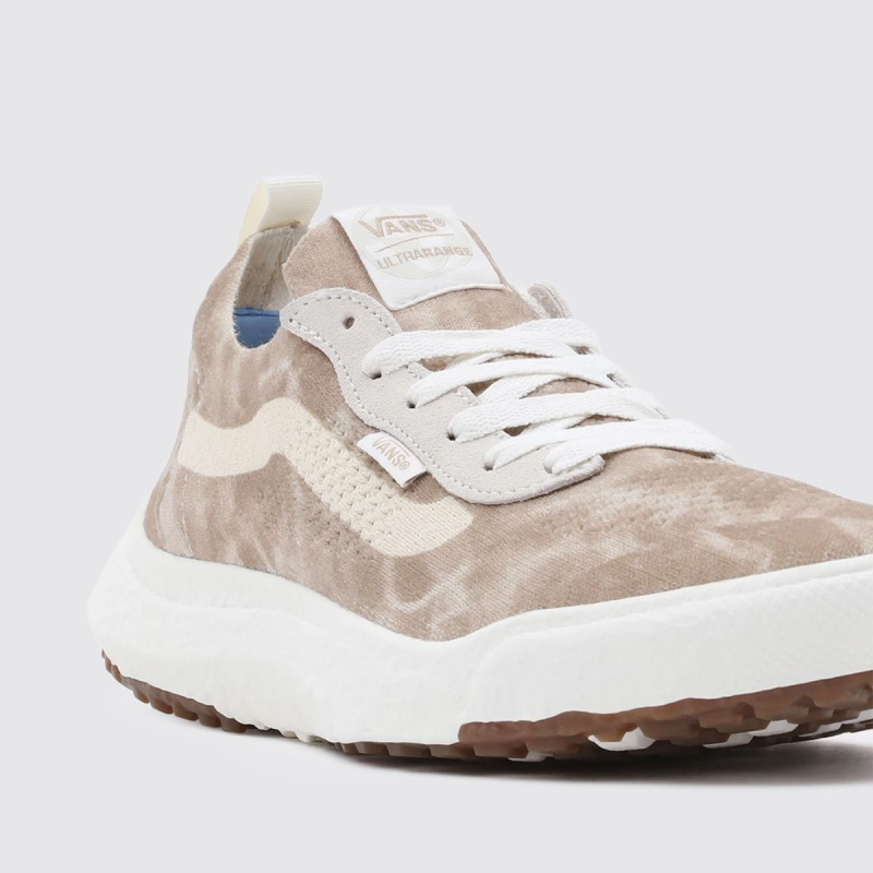 حذاء فانز ألترا رينج في ار 3 للرجال لون بيج فاتج- Vans Unisex' UltraRange VR3 Shoes