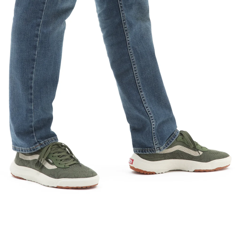 حذاء فانز ألترا رينج في ار 3 للرجال لون زيتي- Vans Unisex' UltraRange VR3 Shoes