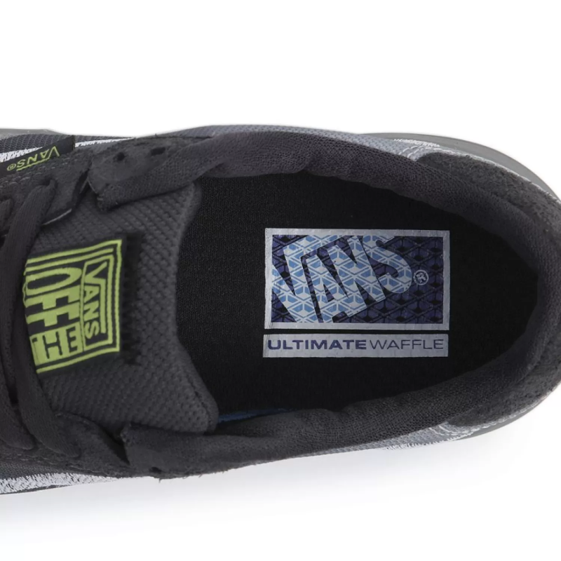 Vans Men's Evdnt UltimateWaffle Shoes