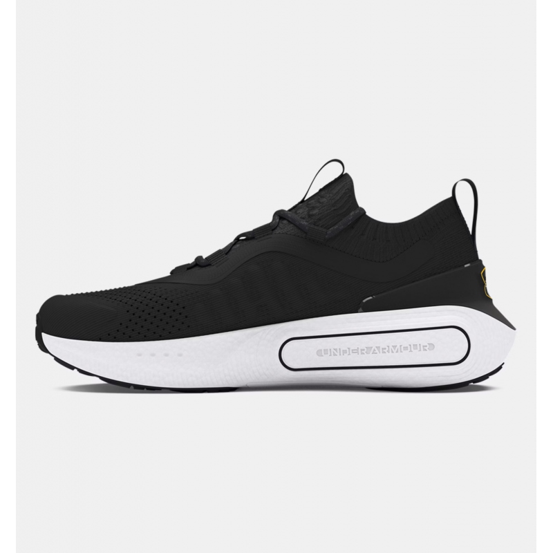 Under Under Men's UA Phantom 4 Shoes- حذاء اندر ارمور فانتوم 4 للرجال لون أسود ونعل أبيض