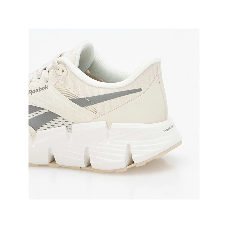 Reebok Womens' Zig Dynamica 5 Shoes - حذاء ريبوك زيج دايناميكا 5 للنساء لون طحيني وبرتقالي