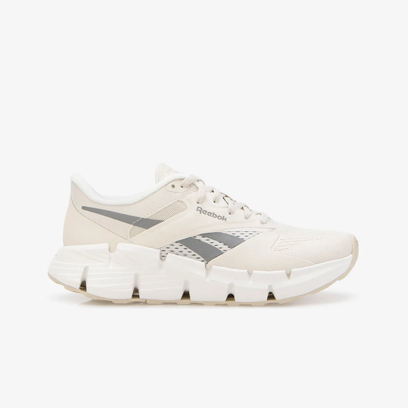 Reebok Womens' Zig Dynamica 5 Shoes - حذاء ريبوك زيج دايناميكا 5 للنساء لون طحيني وبرتقالي