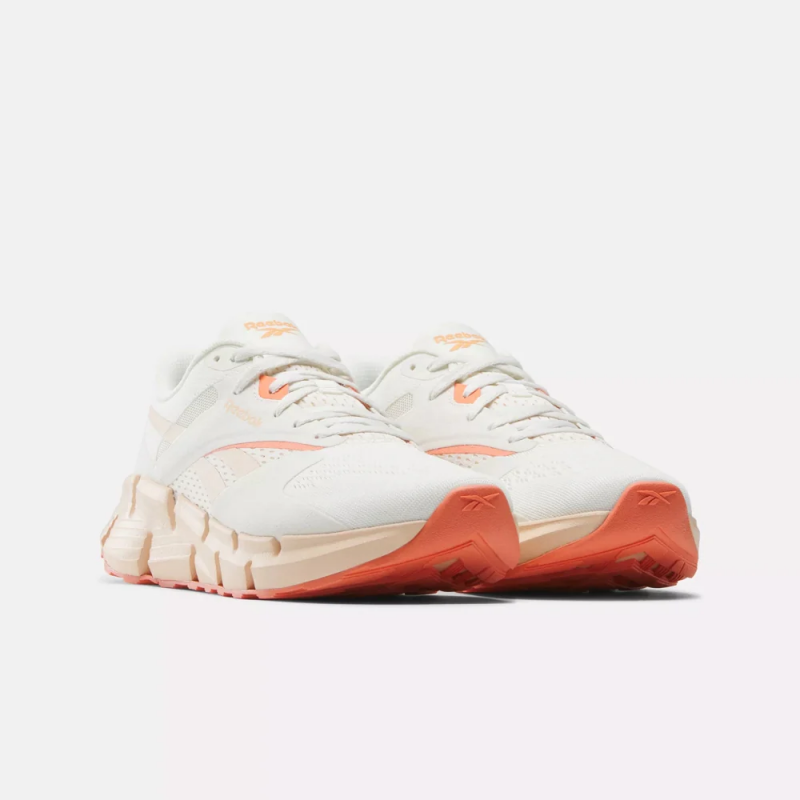 Reebok Womens' Zig Dynamica 5 Shoes - حذاء ريبوك زيج دايناميكا 5 للنساء لون طحيني وبرتقالي
