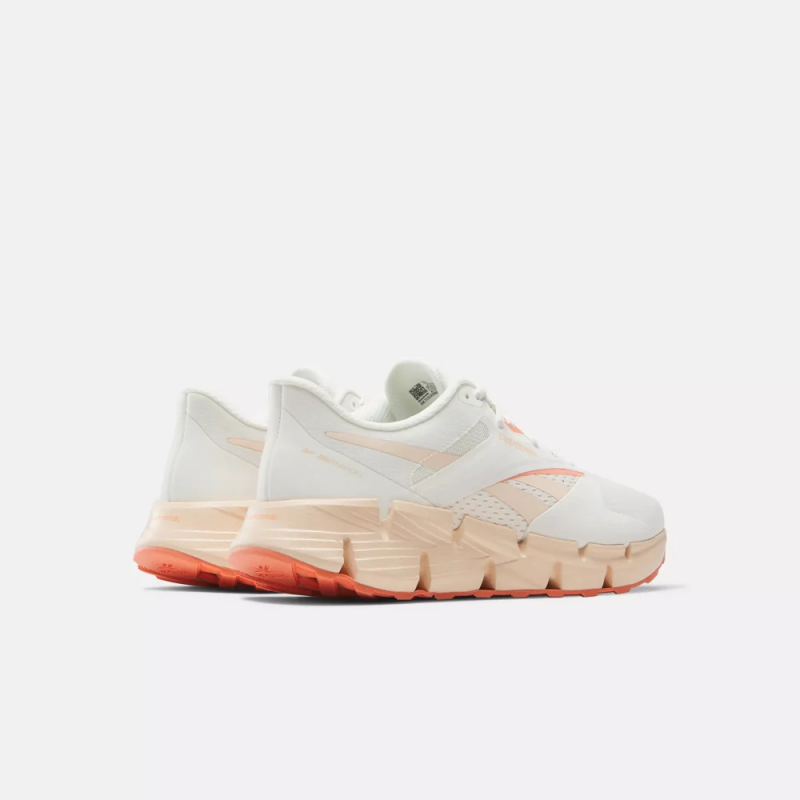 Reebok Womens' Zig Dynamica 5 Shoes - حذاء ريبوك زيج دايناميكا 5 للنساء لون طحيني وبرتقالي