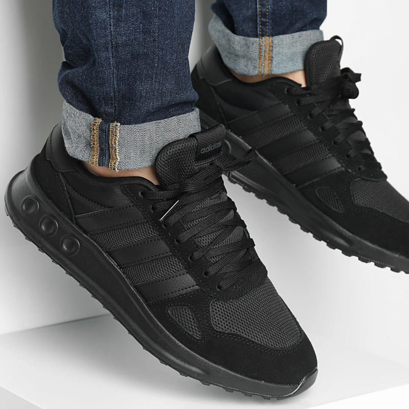 Adidas Mens' Run 84 Shoes Core Shoes- Black