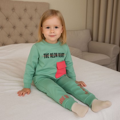 بجامة للأطفال قطعتين لون أخضر