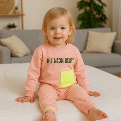 بجامة للأطفال قطعتين لون مشمشي وفسفوري