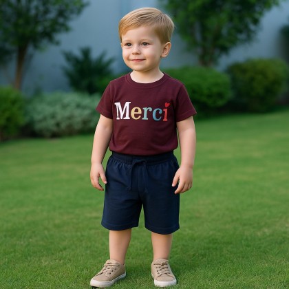 طقم قطعتين تيشيرت وشورت للأطفال لون خمري وكحلي