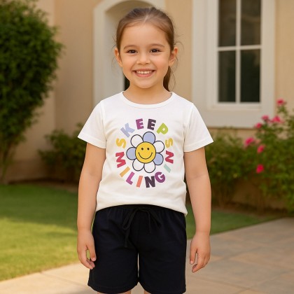 طقم قطعتين تيشيرت وشورت للأطفال لون زهري بارد وأسود