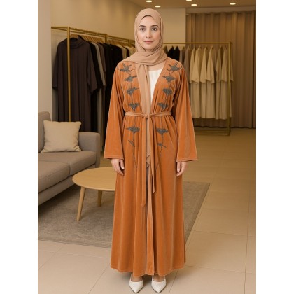 عباية مخمل قطعتين بيج